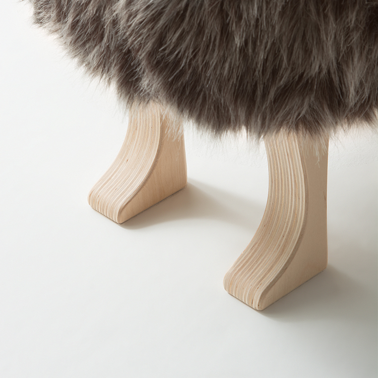 スツール　椅子　マッシュルーム　日本製　匠工芸　コンパクト　スリム　デザイン　使いやすい　インテリア　職人　アッシュ